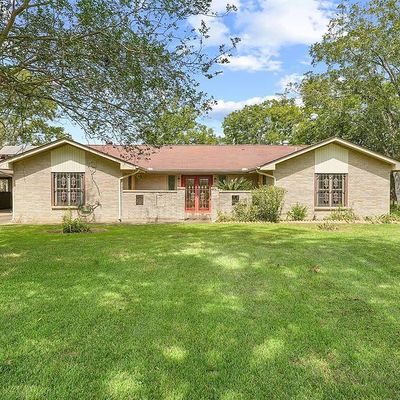 137 County Road 492, Dayton, TX 77535