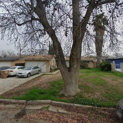 14 Candy St, Bakersfield, CA 93309