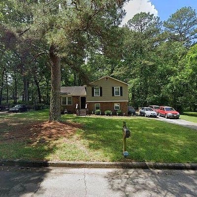 140 Triple Crown Ln, Ellenwood, GA 30294