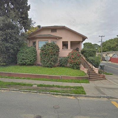 1404 Pine St, Martinez, CA 94553