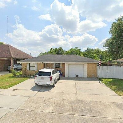 1425 Orchid Dr, Harvey, LA 70058