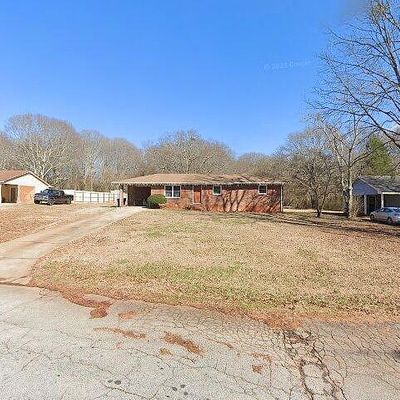 1229 Fairview Dr, Monroe, GA 30656