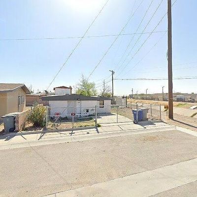 128 Malaga Pl, El Paso, TX 79905