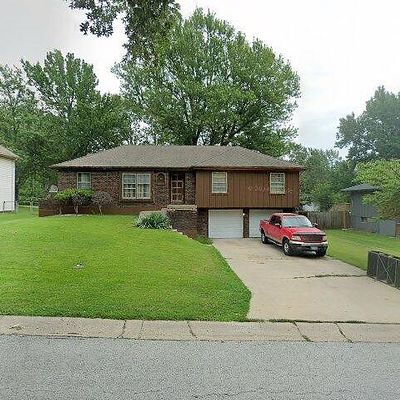 12809 Bristol Ave, Grandview, MO 64030