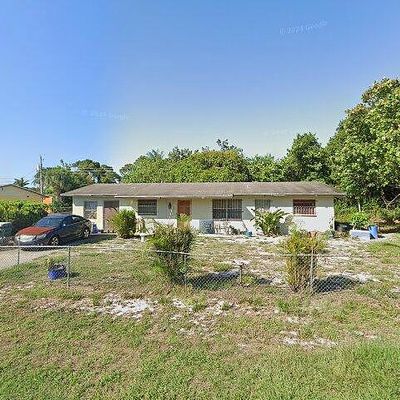 1639 Se Arapaho Ave, Stuart, FL 34994