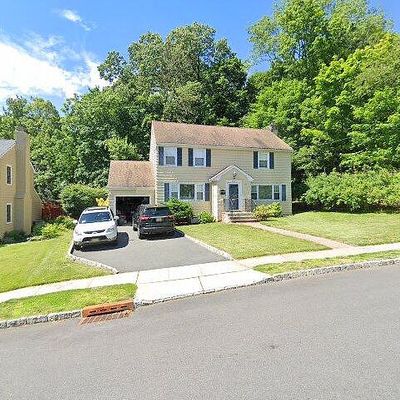 164 Forest Hill Rd, West Orange, NJ 07052