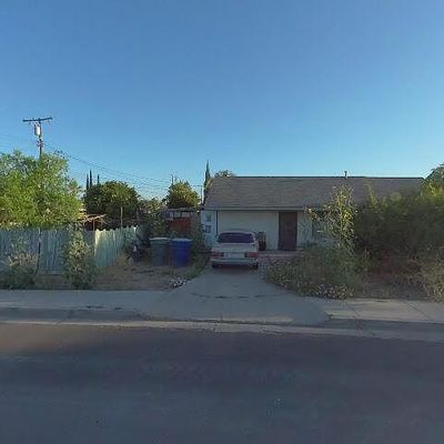 165 11 Th Ave, Delano, CA 93215