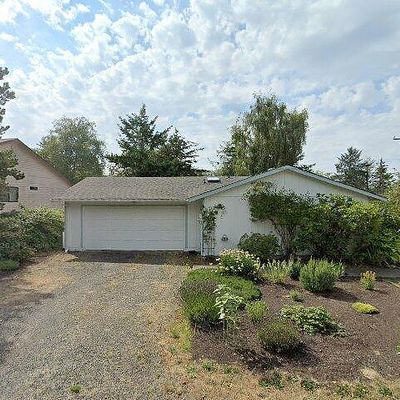 1688 Fifer Heights Rd, Seaside, OR 97138