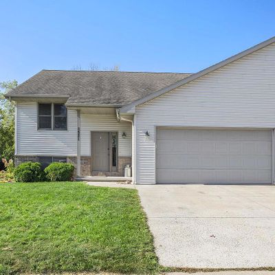 1521 Harrison St, Kaukauna, WI 54130