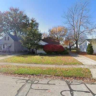 1542 Roselawn Rd, Cleveland, OH 44124