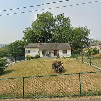 201 Grand St, Port Carbon, PA 17965