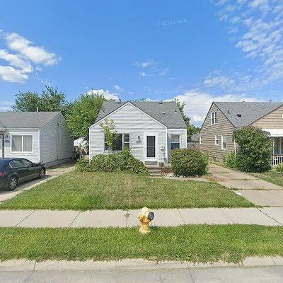 18059 Rosetta Ave, Eastpointe, MI 48021