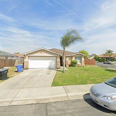 1873 Valley Springs Ave, Hanford, CA 93230