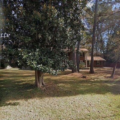 1885 Argonne Dr, Morrow, GA 30260