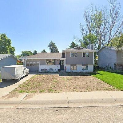 2300 33 Rd Ave, Greeley, CO 80634