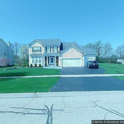 2310 S Arden Ln, Round Lake, IL 60073