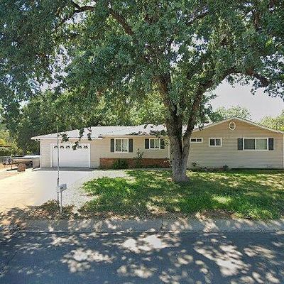 2740 Kenco Ave, Redding, CA 96002