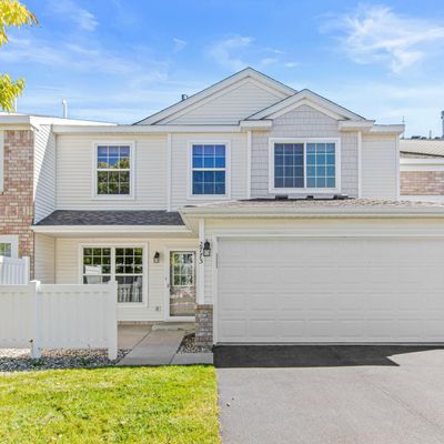 2775 Wagon Wheel Trl, Chaska, MN 55318