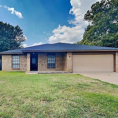 2925 Beachtree Ln, Bedford, TX 76021