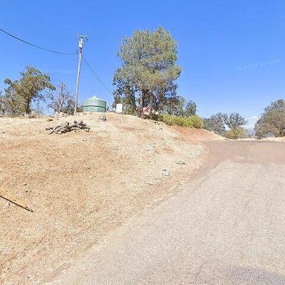 29422 Larkspur Rd, Tollhouse, CA 93667