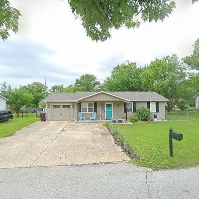 3 Caesar Dr, Troy, MO 63379