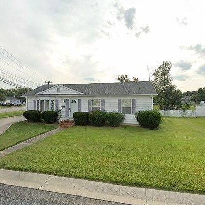 3 Oak Dr, Smyrna, DE 19977