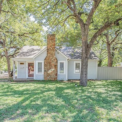 2608 Oakwood Ter, Haltom City, TX 76117