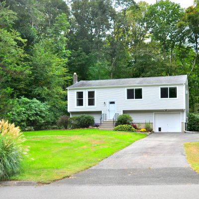 27 Longate Rd, Clinton, CT 06413