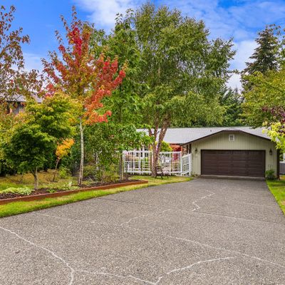 2704 Webber Ct, Steilacoom, WA 98388