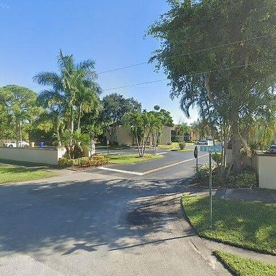 330 Pine Ridge Cir #D 1, Greenacres, FL 33463