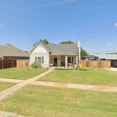 311 S Ash St, Archer City, TX 76351