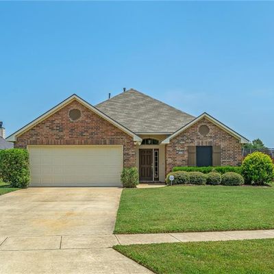 3224 Grand Lake Dr, Bossier City, LA 71111