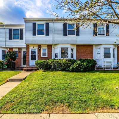 4 Dogwood Ct, Sayreville, NJ 08872