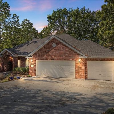 4 Kirk Cir, Bella Vista, AR 72715