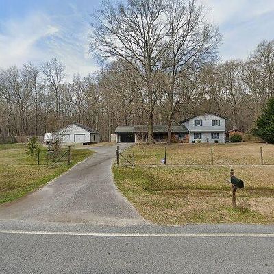 402 Mcdonald Rd, Sharpsburg, GA 30277