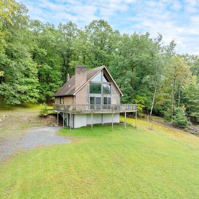 405 Goss Hollow Ln, Port Matilda, PA 16870