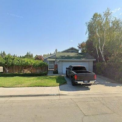 4117 W Magill Ave, Fresno, CA 93722