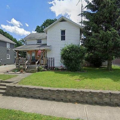 426 Vine St, Clyde, OH 43410