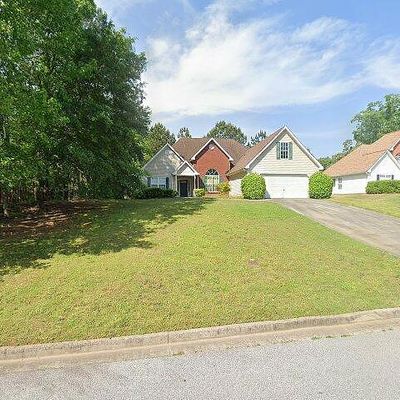 4285 Hillsborough Dr, Snellville, GA 30039