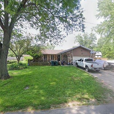 3704 E Tulip Ln, Muncie, IN 47302