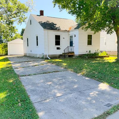 38 Frankfort St, Oshkosh, WI 54901