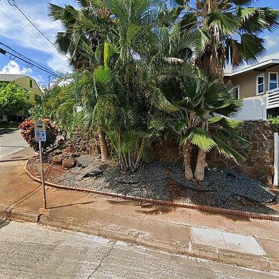 3909 Sierra Dr, Honolulu, HI 96816