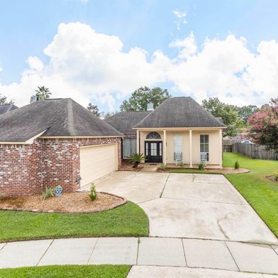 3928 Meadow Ridge Dr, Baton Rouge, LA 70817