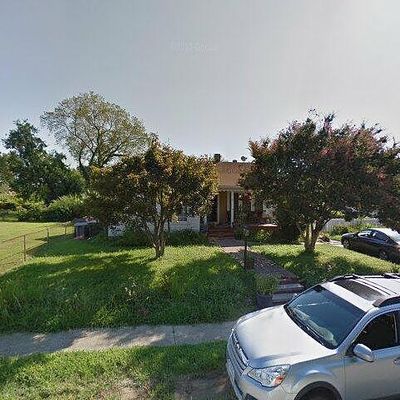 5 Chamberlin Ave E, Hampton, VA 23663