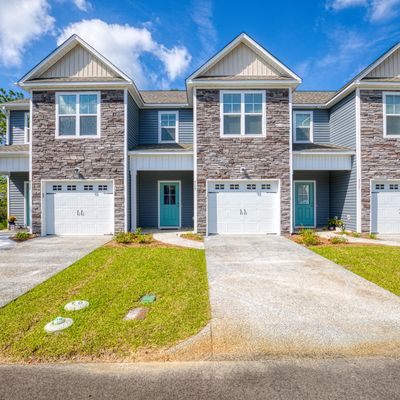 513 Stone Crab Ln, Sneads Ferry, NC 28460