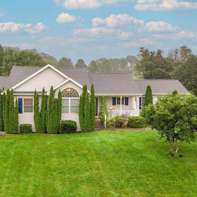 4391 Carlisle Rd, Gardners, PA 17324