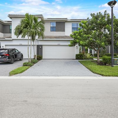 4400 Serpens Ln, Lake Worth, FL 33467