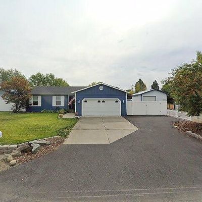 468 E Iowa Ave, Hayden, ID 83835