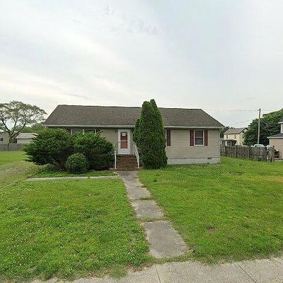 6 Thatcher St, Frankford, DE 19945