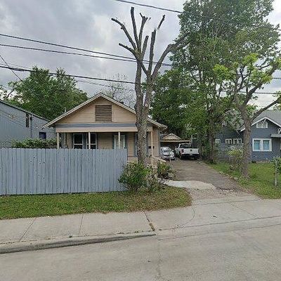 6001 N Main St, Houston, TX 77009